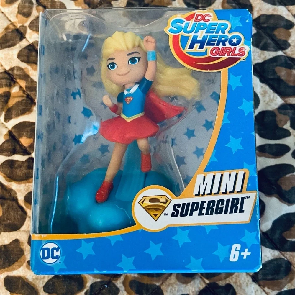 Mini Supergirl Superhero